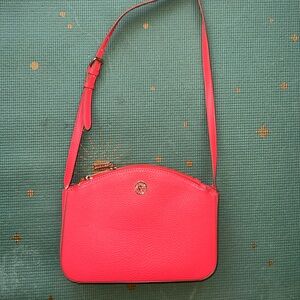Anne Klein-Elegant Pink Crossbody Bag